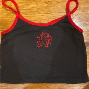 Cropped tank top with design